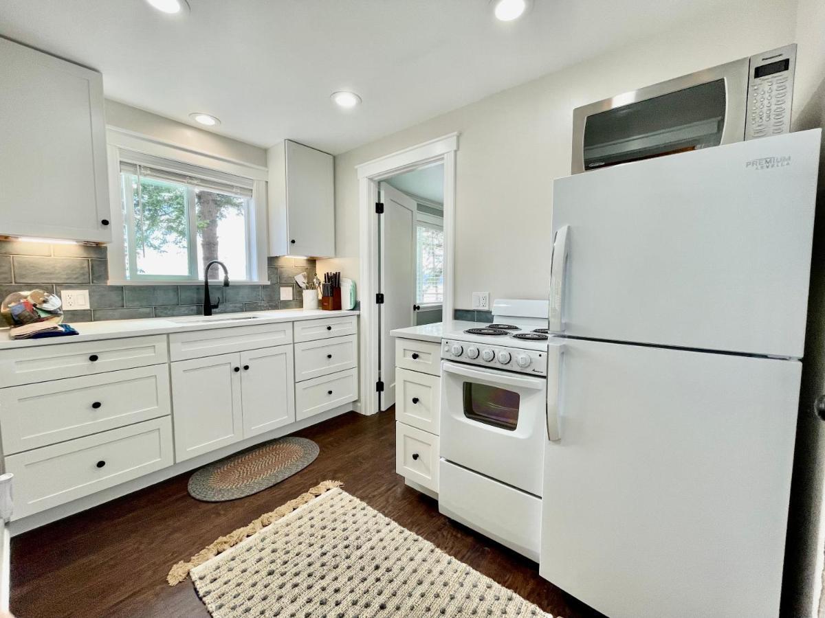 Puget Sound Chic Romantic Cottage With Private Beach Access & Gated Entry Port Ludlow Zewnętrze zdjęcie